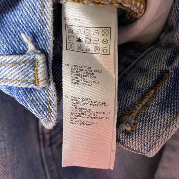 Forever 21 Distressed Hi Rise buttonfly Jean Shorts Size 27 cuffed - Picture 8 of 11